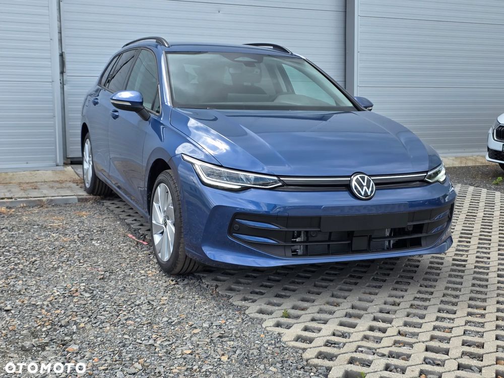 Volkswagen Golf 1.5 eTSI mHEV Life Plus DSG - 12