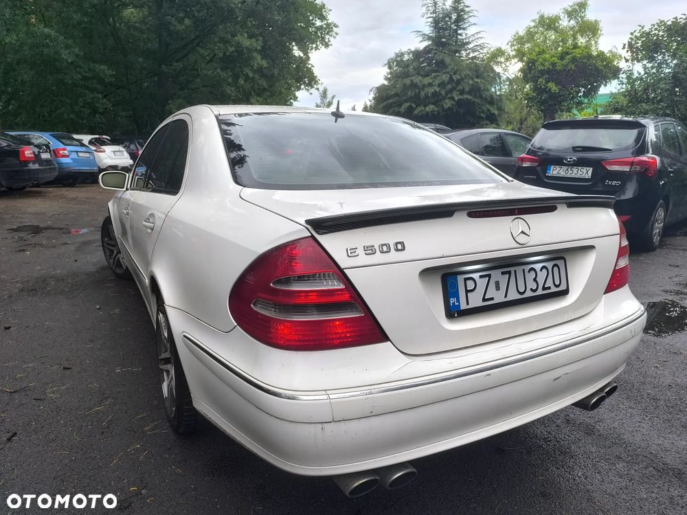 Mercedes-Benz Klasa E - 4