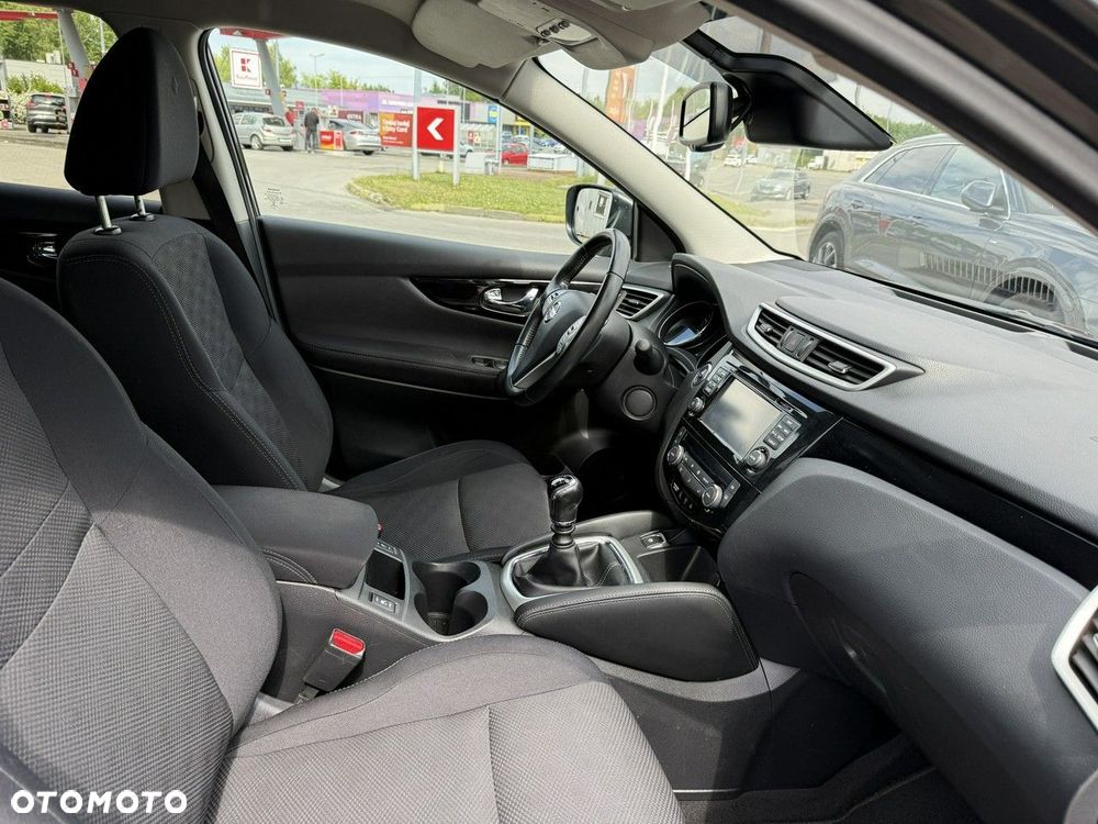 Nissan Qashqai - 22
