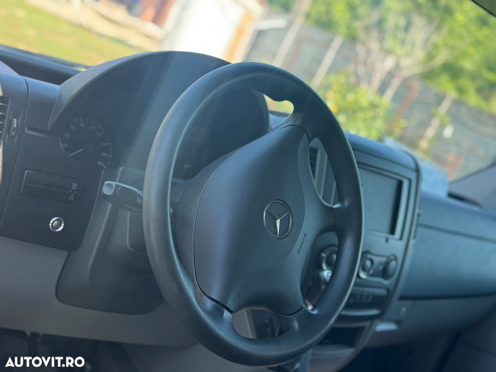 Mercedes-Benz SPRINTER - 5