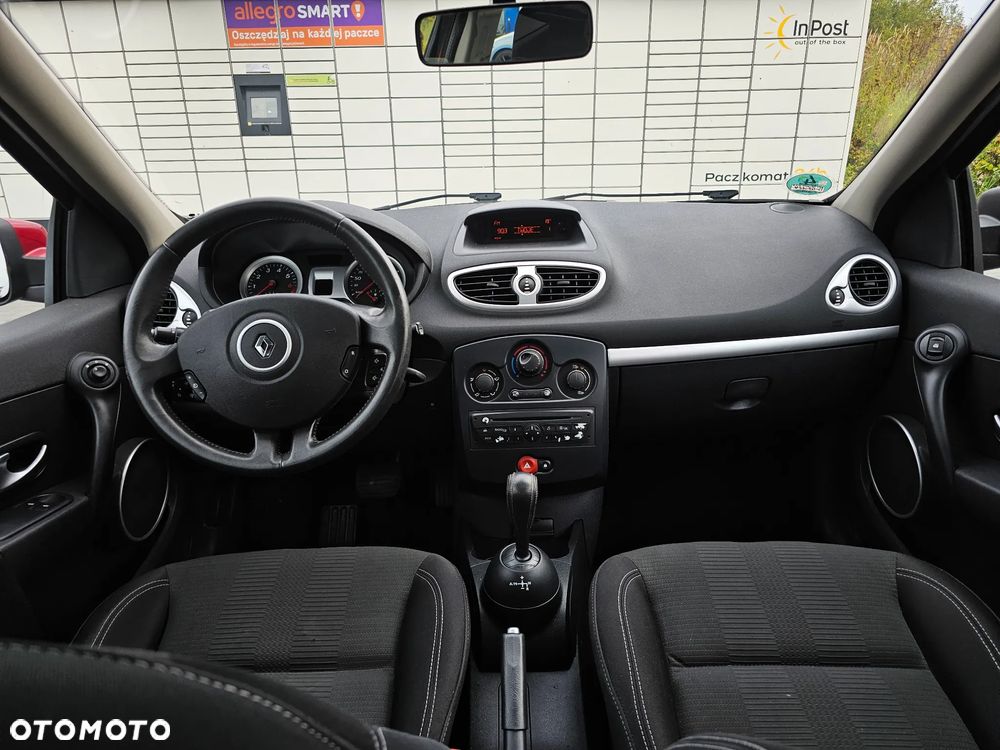 Renault Clio 1.2 16V Grandtour Dynamique - 16