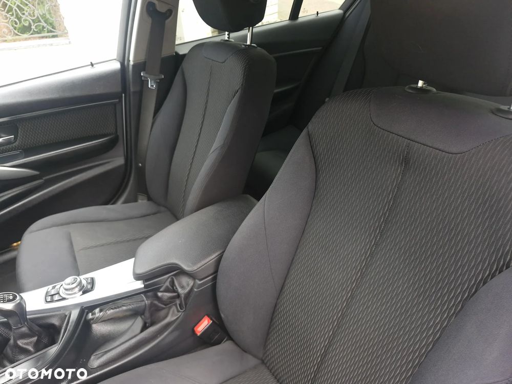BMW Seria 3 316d M Sport - 20
