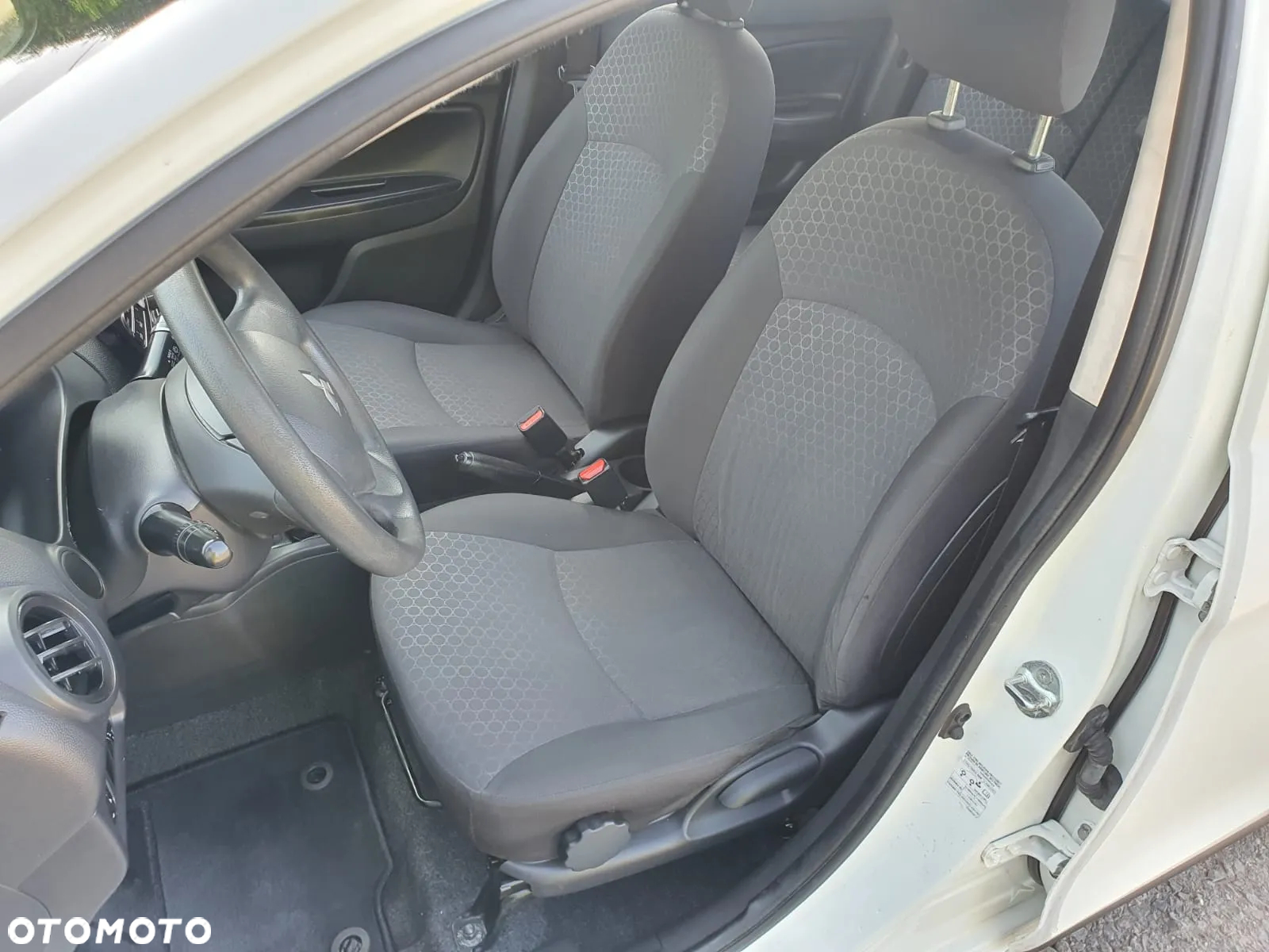 Mitsubishi Space Star 1.0 Clear Tec Light - 18