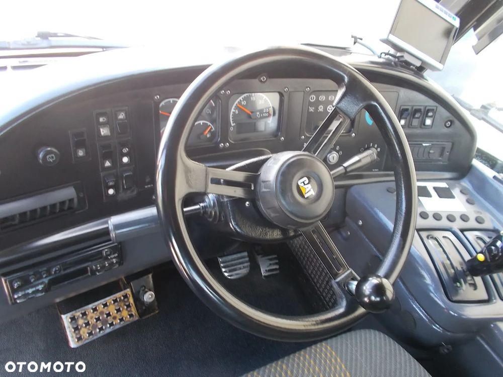 Caterpillar 725 - 26