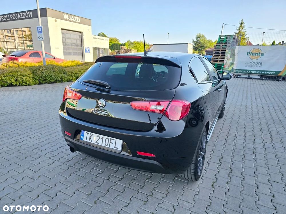 Alfa Romeo Giulietta - 8