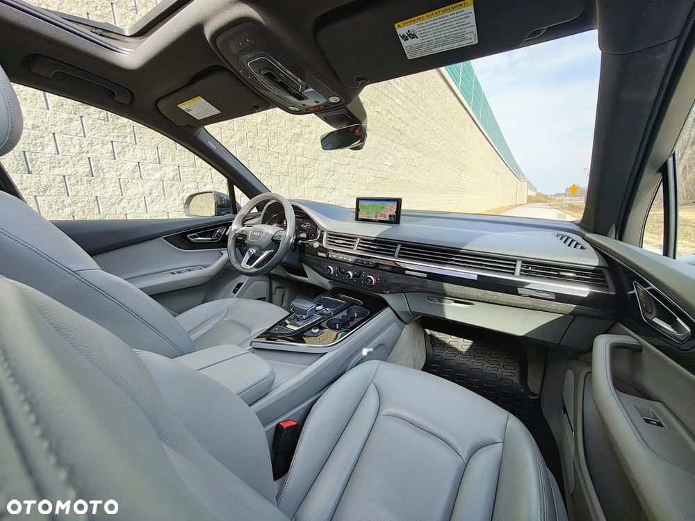 Audi Q7 3.0 TFSI Quattro Tiptronic - 12