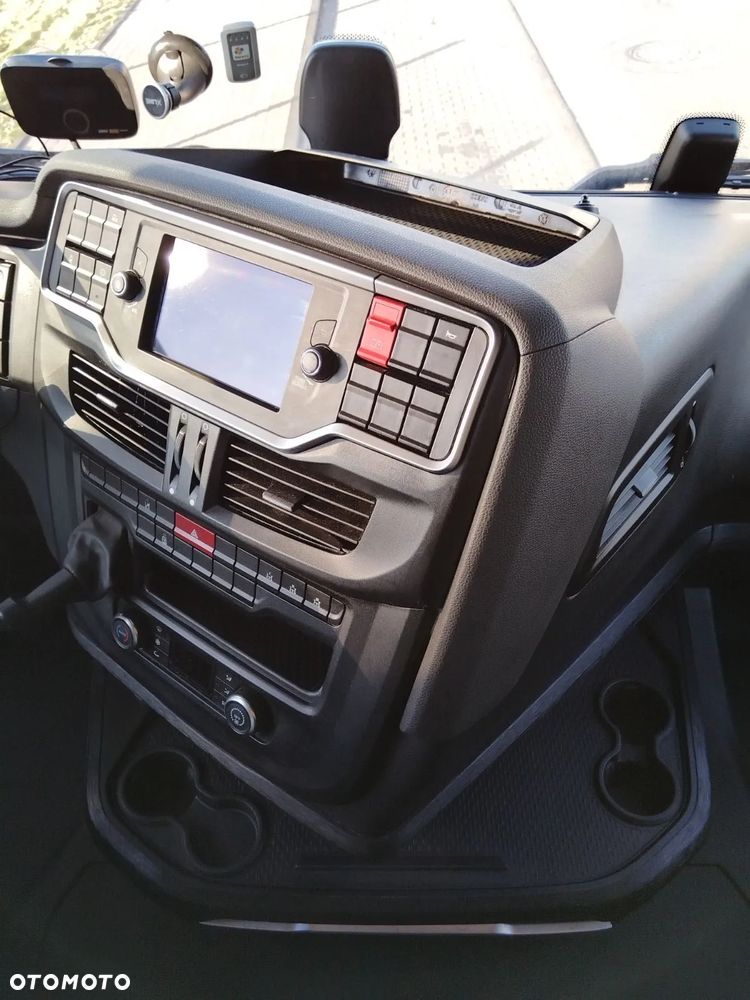 Iveco AS440ST / P - 5