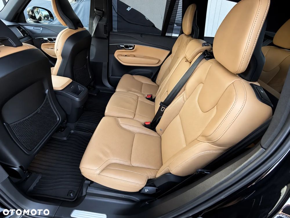 Volvo XC 90 D5 AWD Inscription 7os - 30