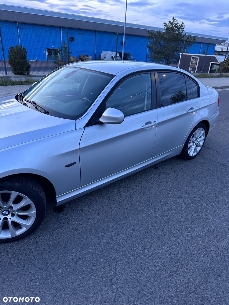 BMW Seria 3 320d DPF - 20