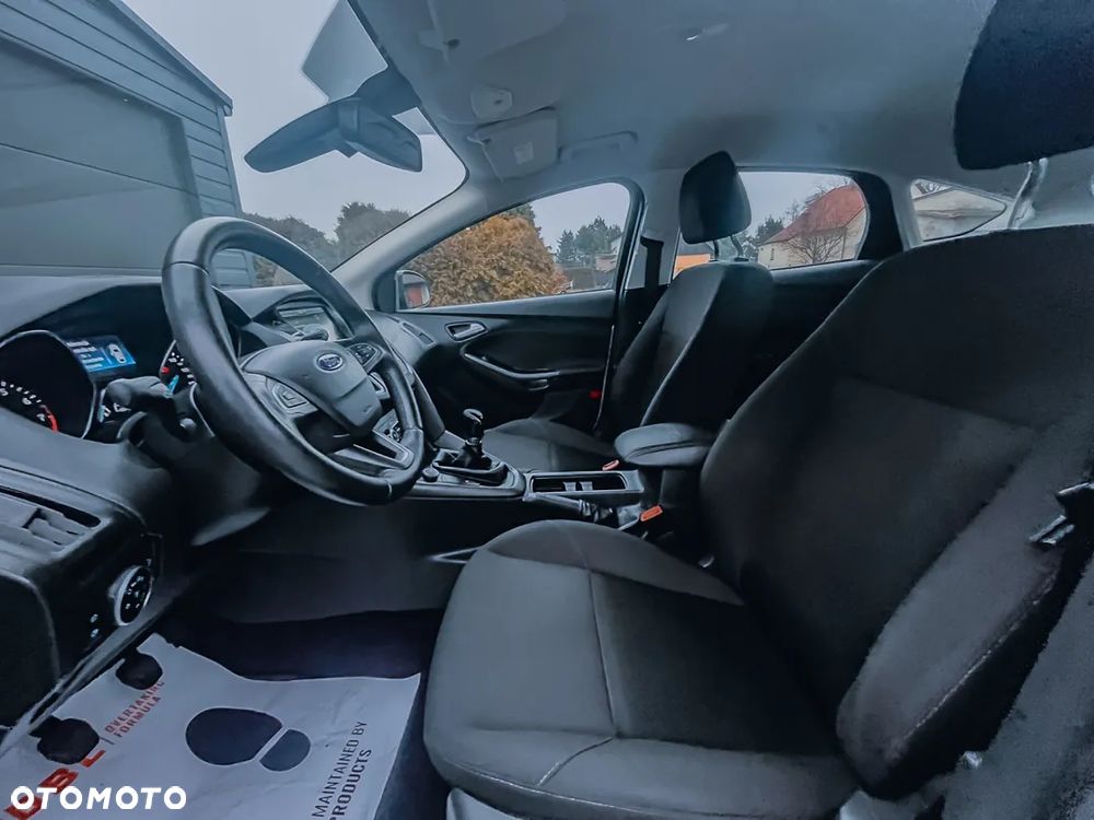 Ford Focus 1.0 EcoBoost Trend - 14