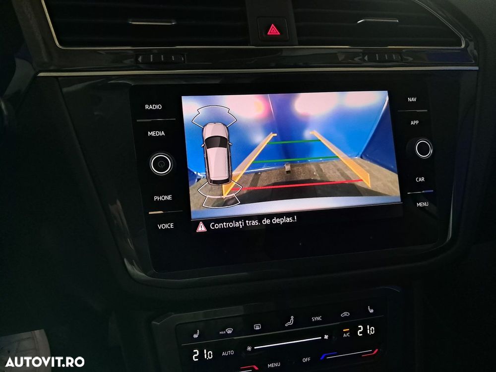 Volkswagen Tiguan - 22