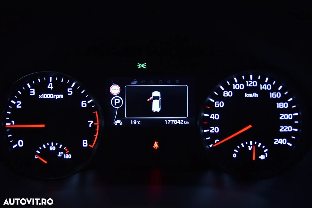 Kia Sportage 1.6 T-GDI AWD Aut. GT Line - 10