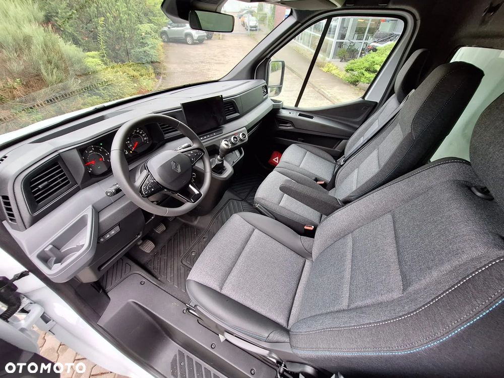 Renault Master - 24