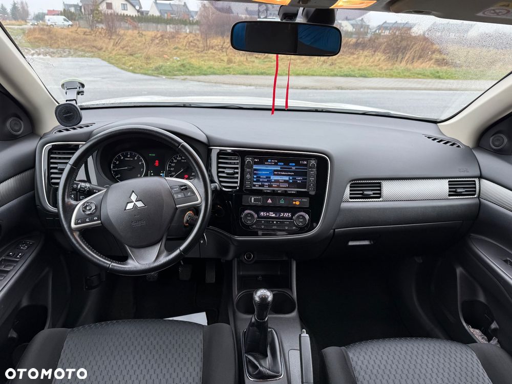Mitsubishi Outlander 2.0 2WD - 22