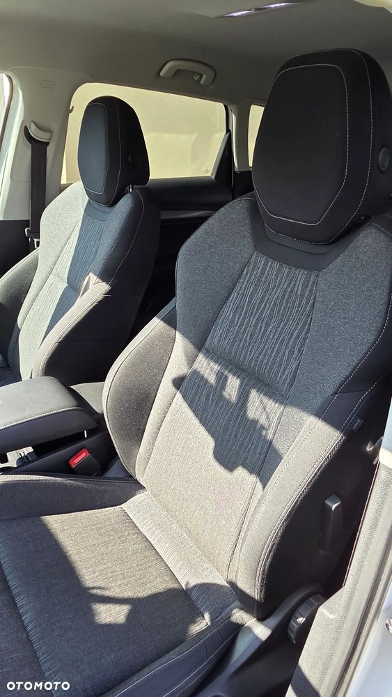 Skoda Karoq 1.5 TSI DSG Style - 6