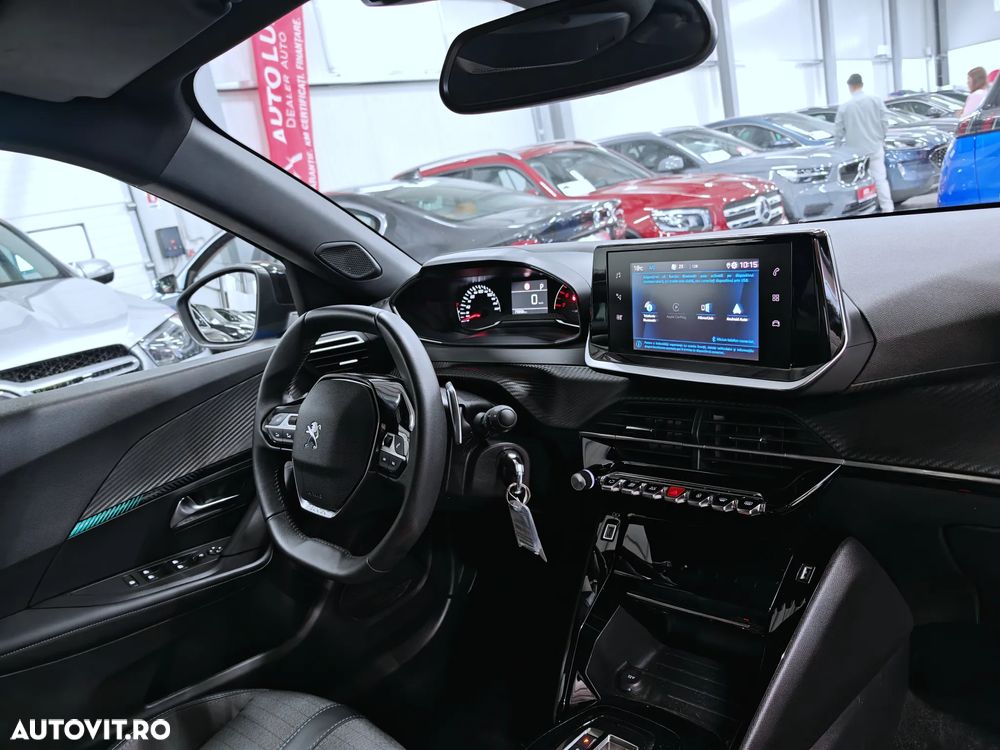 Peugeot 2008 PureTech 130 EAT8 Allure - 7