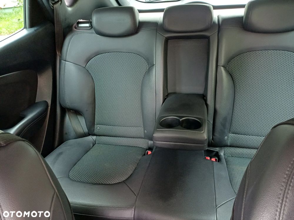 Hyundai ix35 2.0 CRDi Style 4WD - 24