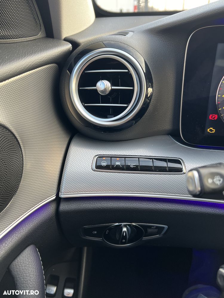 Mercedes-Benz E 220 d Aut. - 12