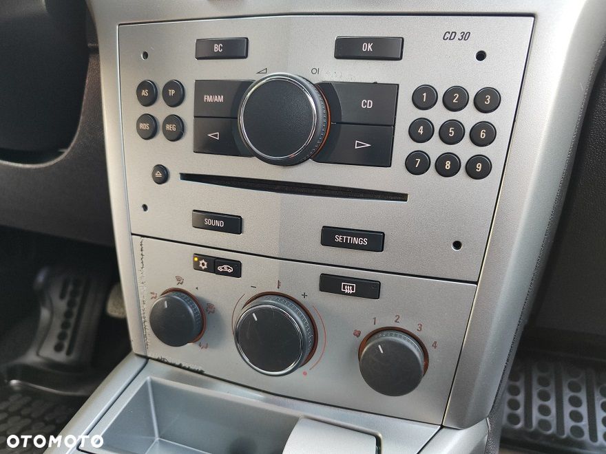 Opel Astra 1.4 - 18