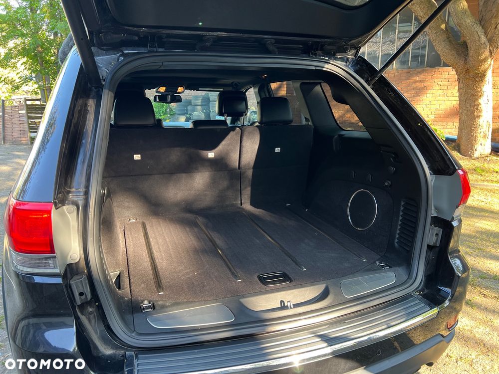 Jeep Grand Cherokee - 17