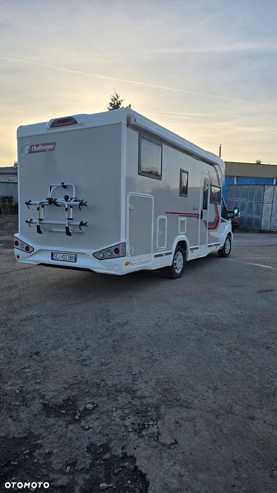 Challenger TRIGANO FD4 - 4