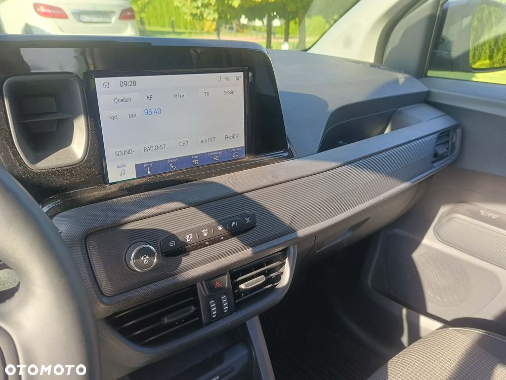 Ford Tourneo Courier 1.0 EcoBoost Trend - 21