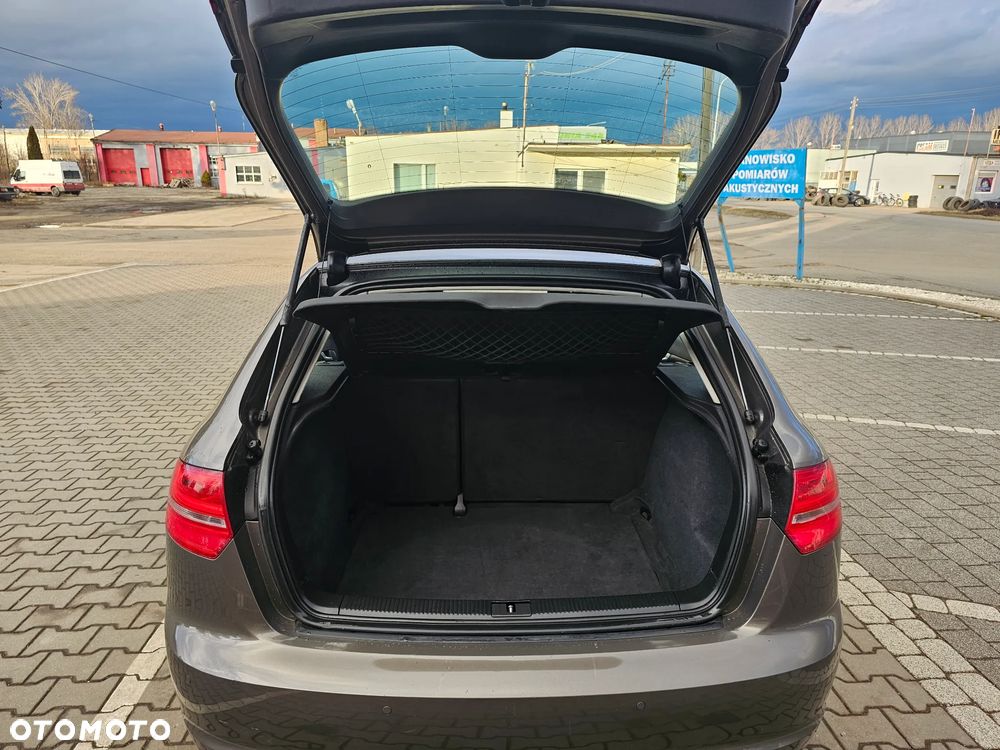 Audi A3 Sportback 1.2 TFSI Ambiente - 22