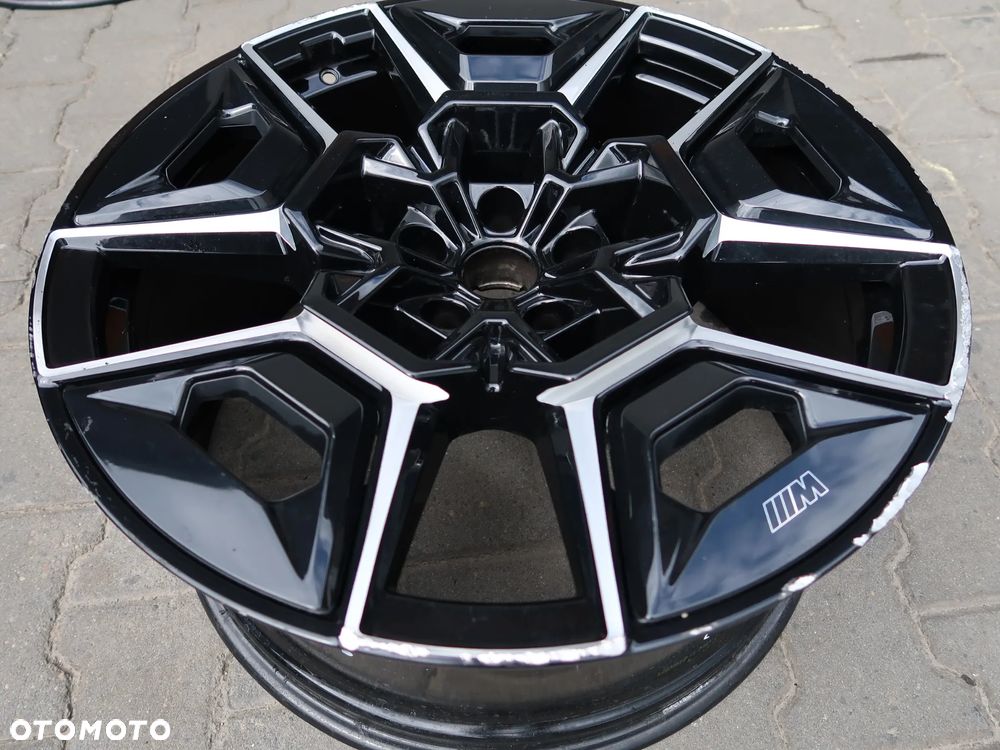 W7 Felga BMW XM G09 1543987 10x21et21 - 2