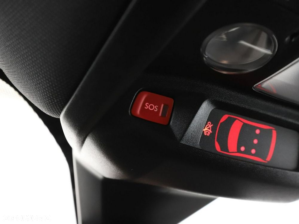 Peugeot 3008 HDi 150 Allure - 38