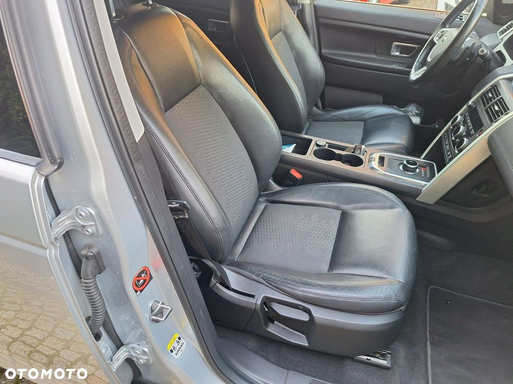 Land Rover Discovery Sport 2.0 TD4 HSE - 27