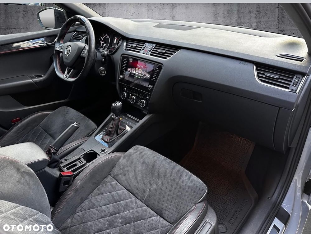 Skoda Octavia 2.0 TSI GPF RS 245 DSG - 7