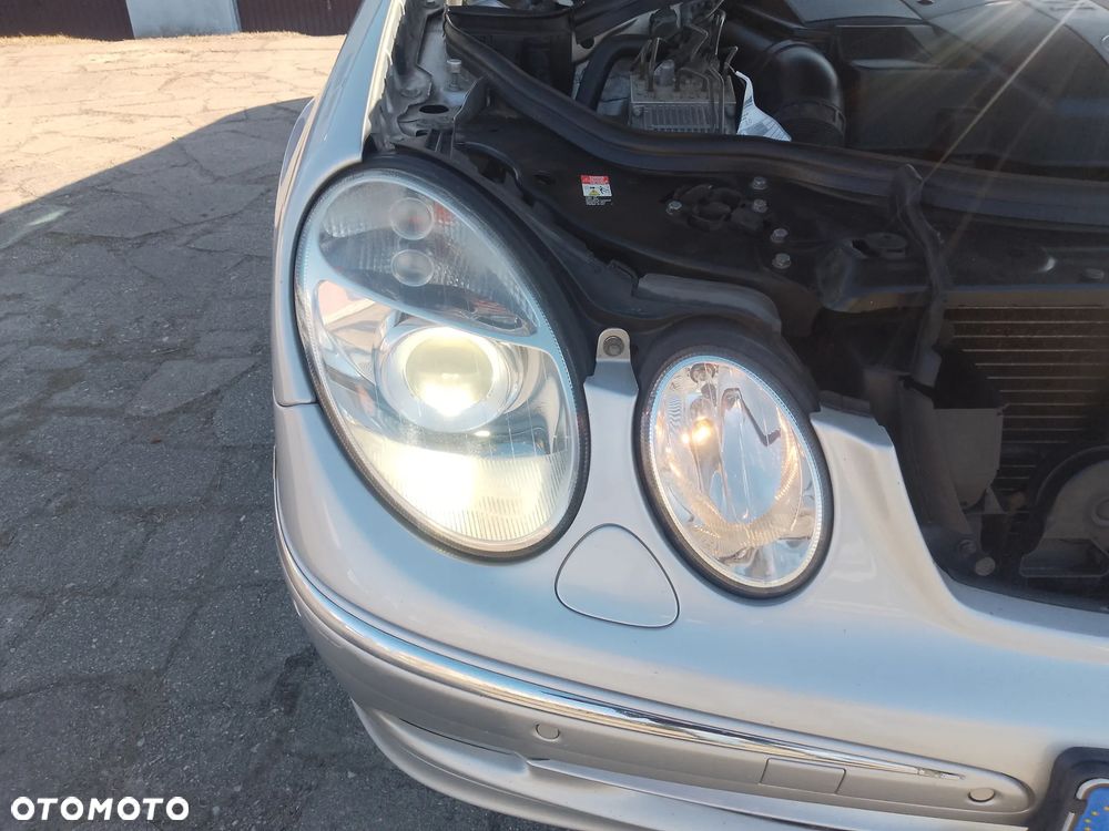 Mercedes-Benz Klasa E 240 4Matic Avantgarde - 11