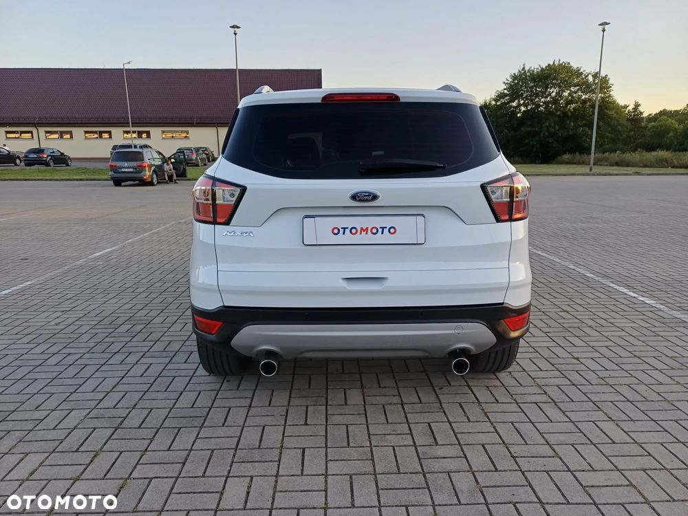 Ford Kuga - 11