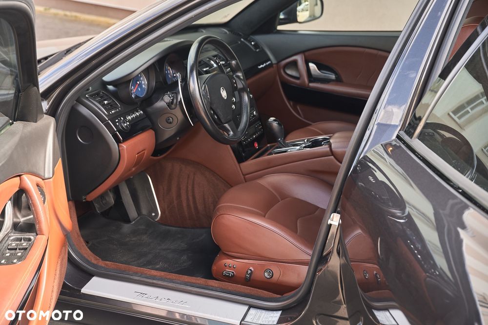 Maserati Quattroporte Sport GT S Automatic - 25