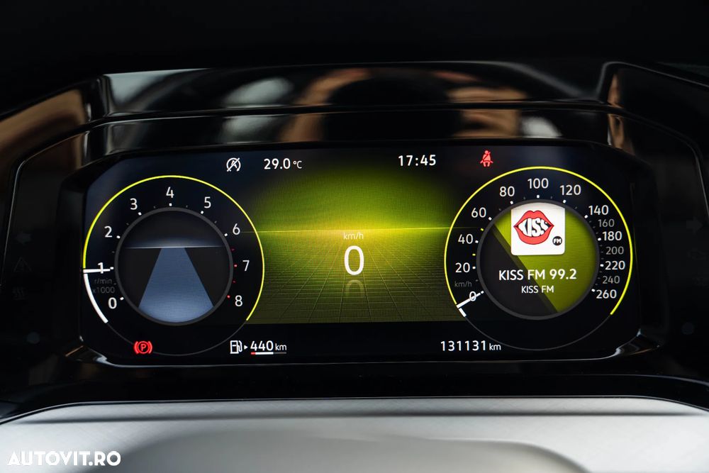 Volkswagen Golf 1.0 TSI Life - 23