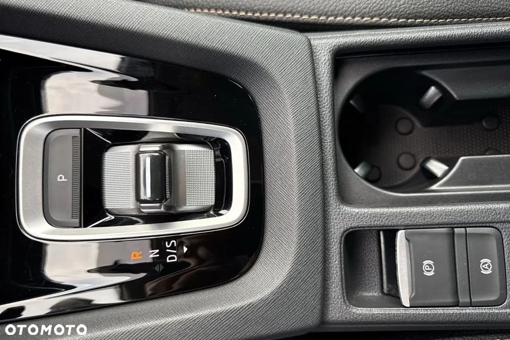 Skoda Octavia 1.5 TSI mHEV Drive Selection DSG - 13