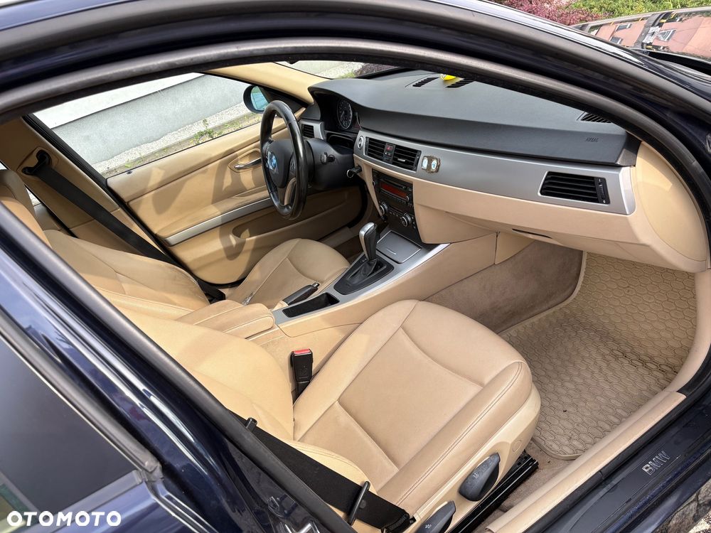 BMW Seria 3 320d DPF - 9