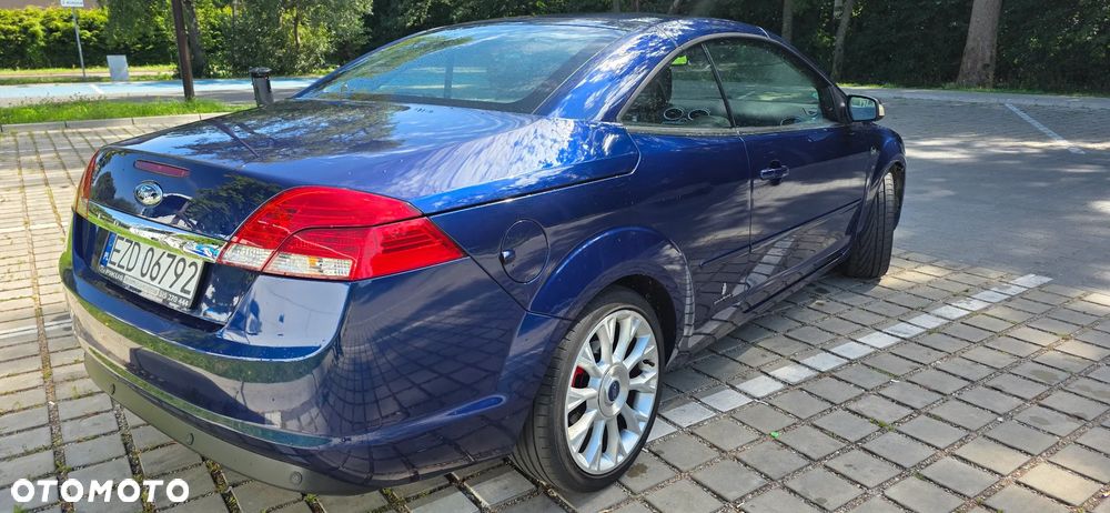 Ford Focus Coupe-Cabriolet 2.0 16V Blue Magic - 5