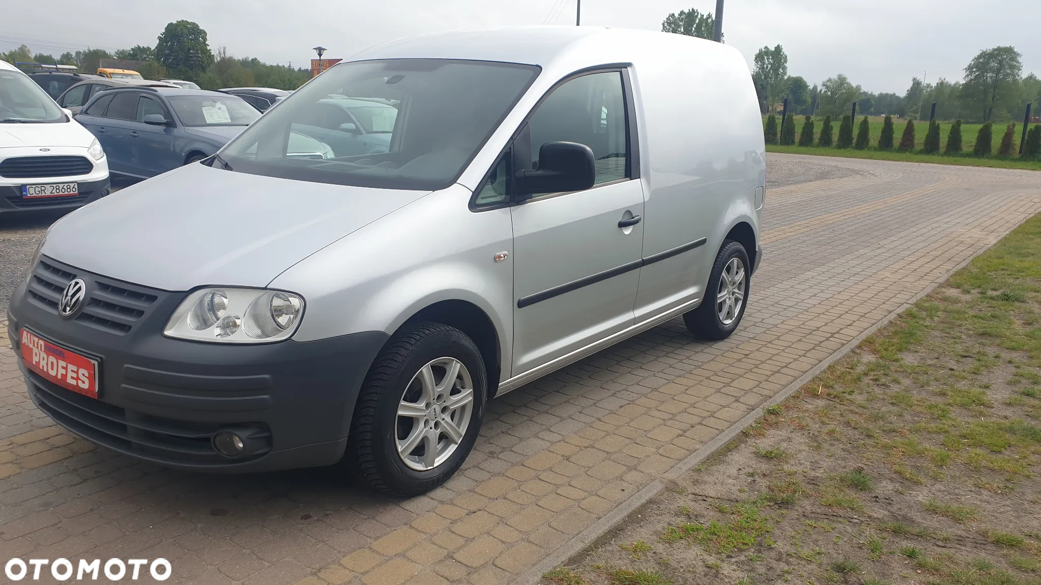 Volkswagen Caddy - 2