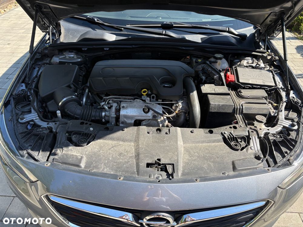 Opel Insignia - 25