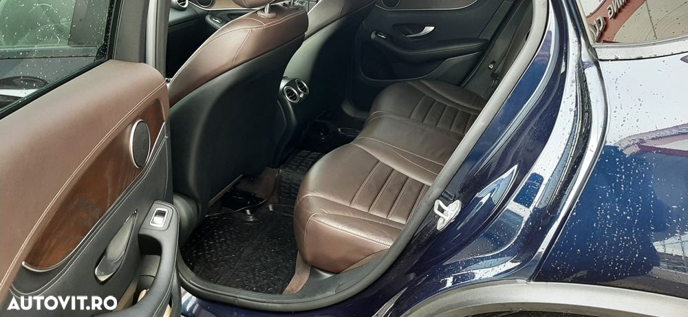 Mercedes-Benz GLC Coupe 350 e 4Matic 7G-TRONIC AMG Line - 4