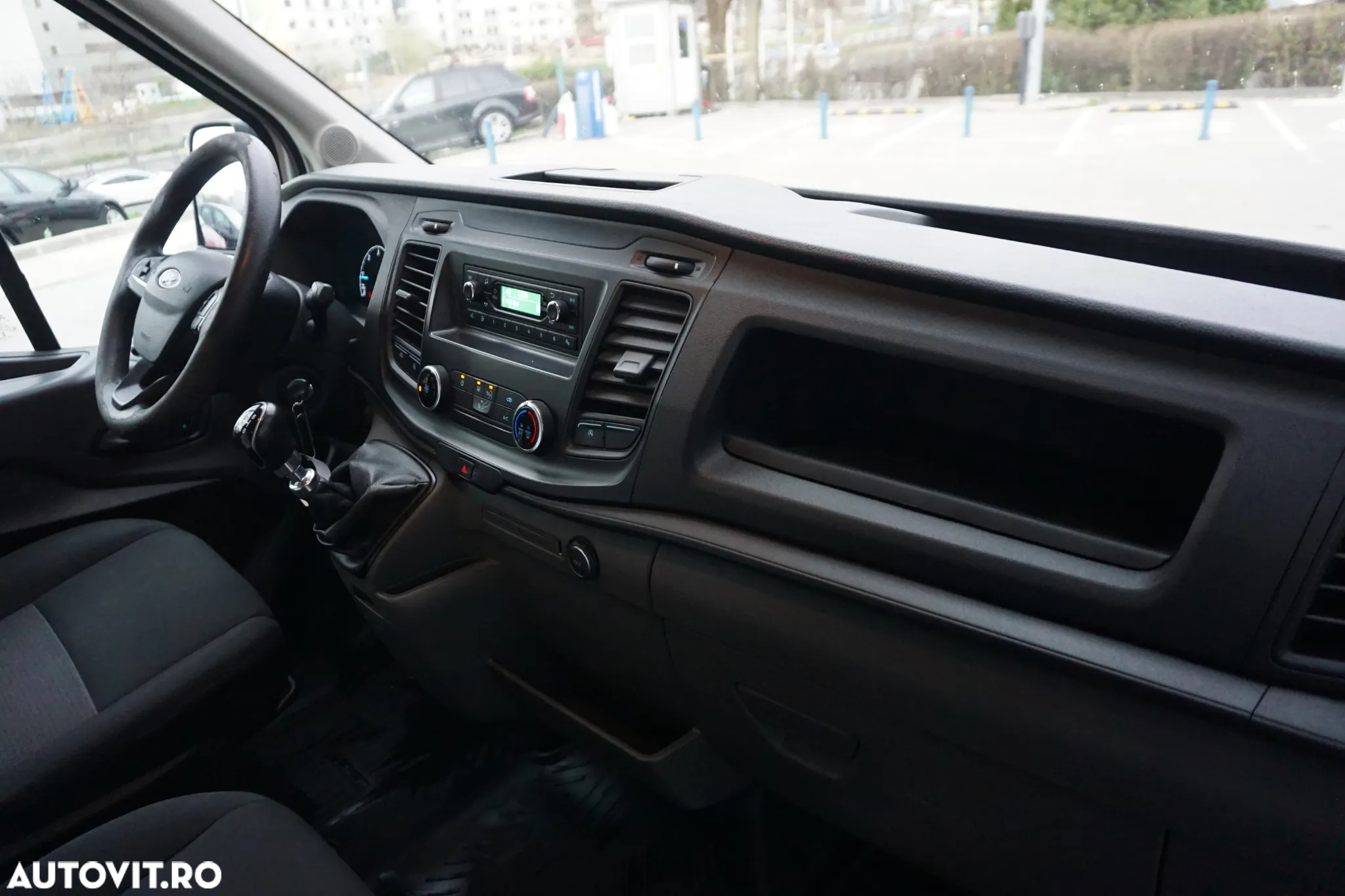 Ford Transit - 10