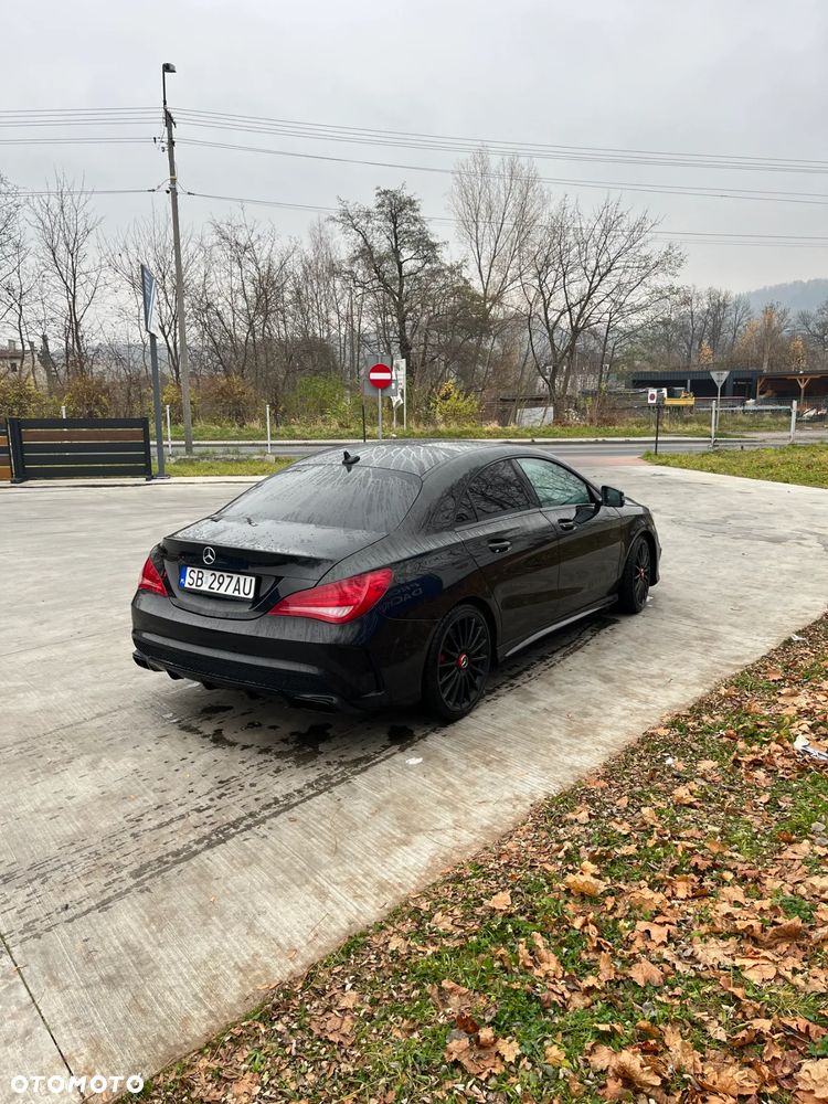 Mercedes-Benz CLA 45 AMG 4-Matic - 5