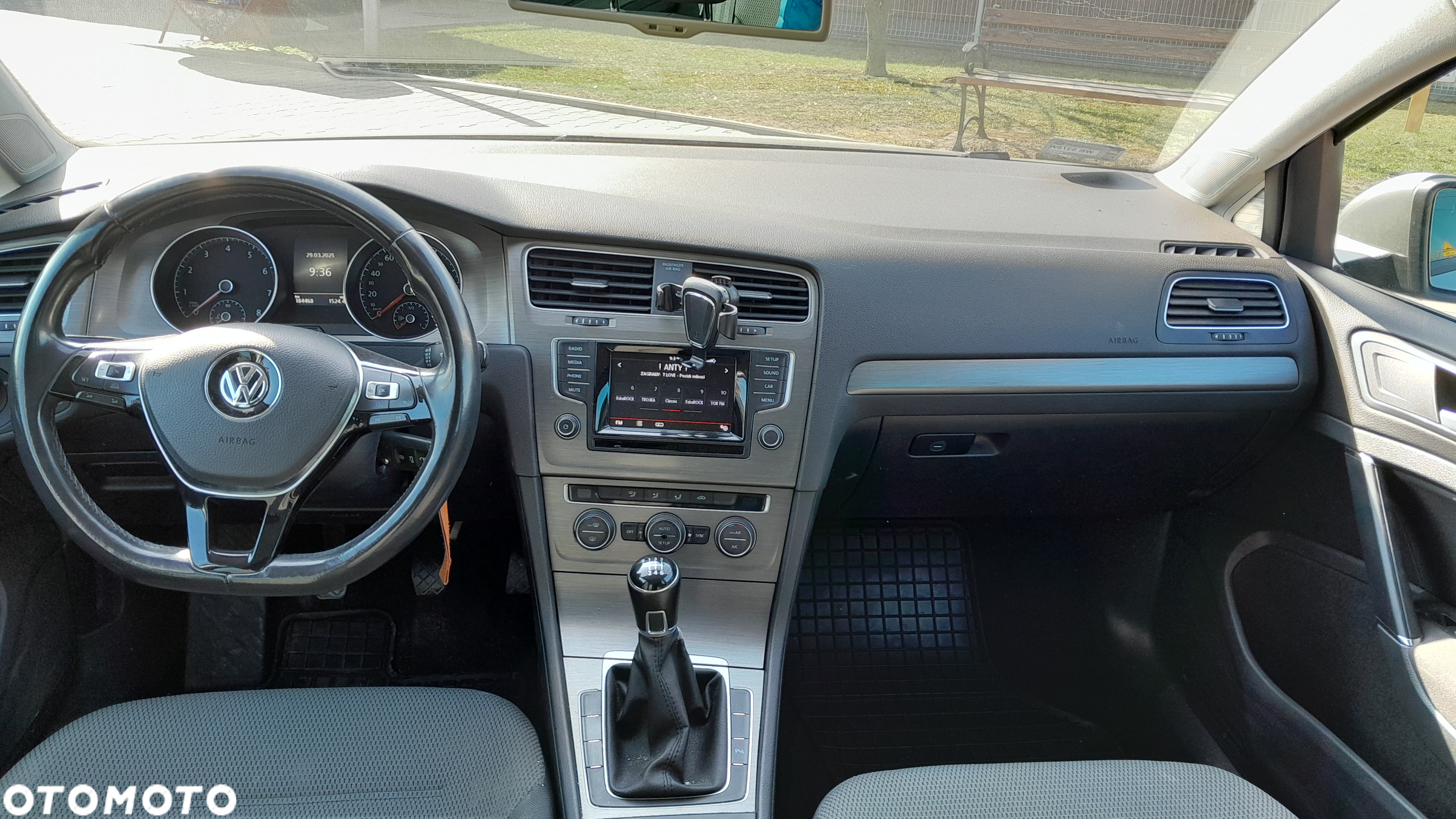 Volkswagen Golf VII 1.2 TSI BMT Comfortline - 9