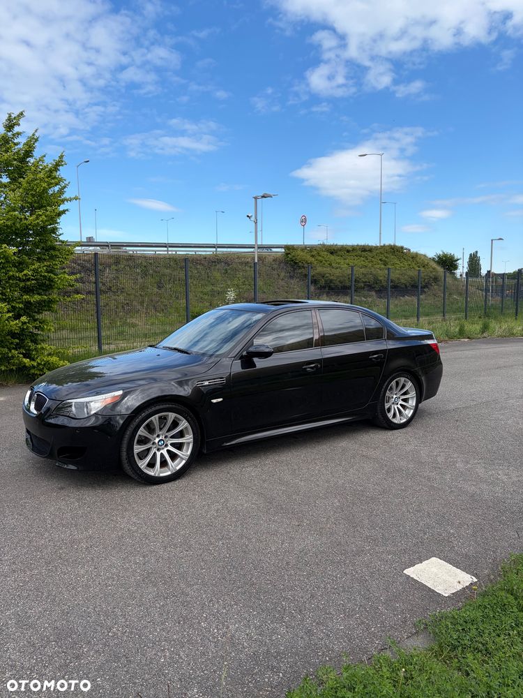BMW M5 Standard - 2