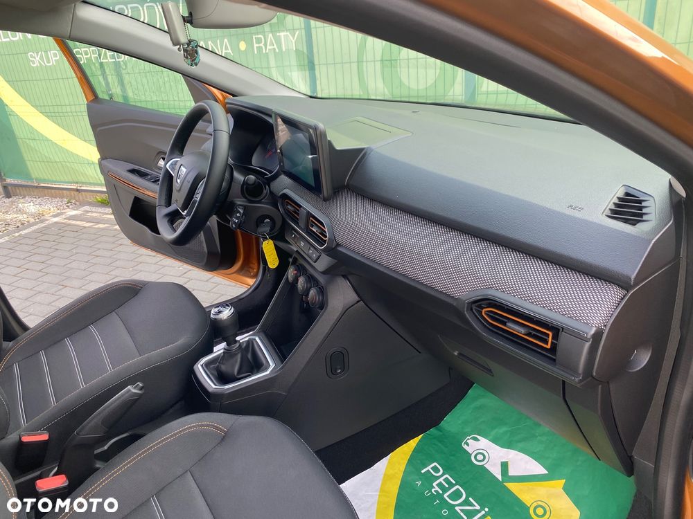 Dacia Sandero Stepway TCe 100 Celebration - 11