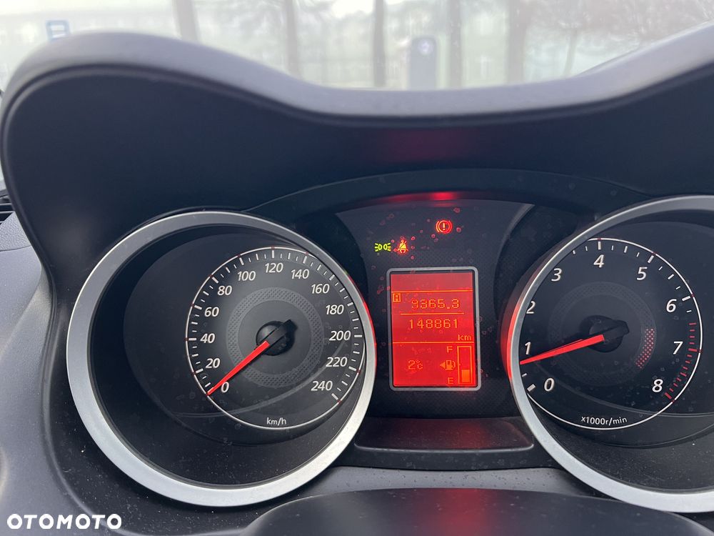 Mitsubishi Lancer - 6