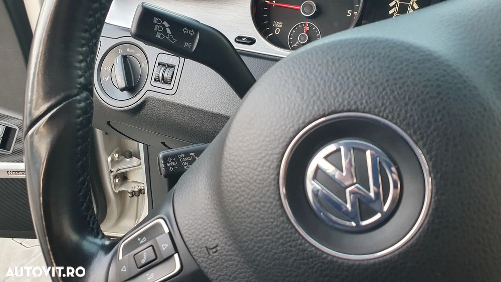 VOLKSWAGEN Passat 2010 — imagine 34