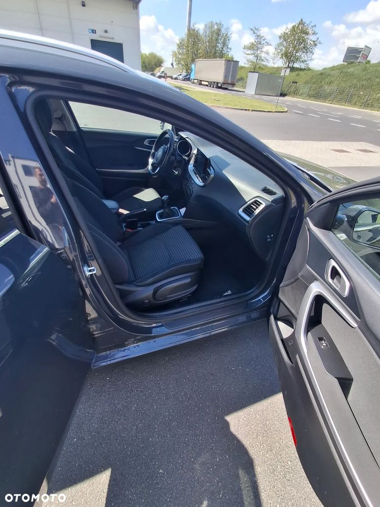 Kia Ceed 1.0 T-GDI M - 9