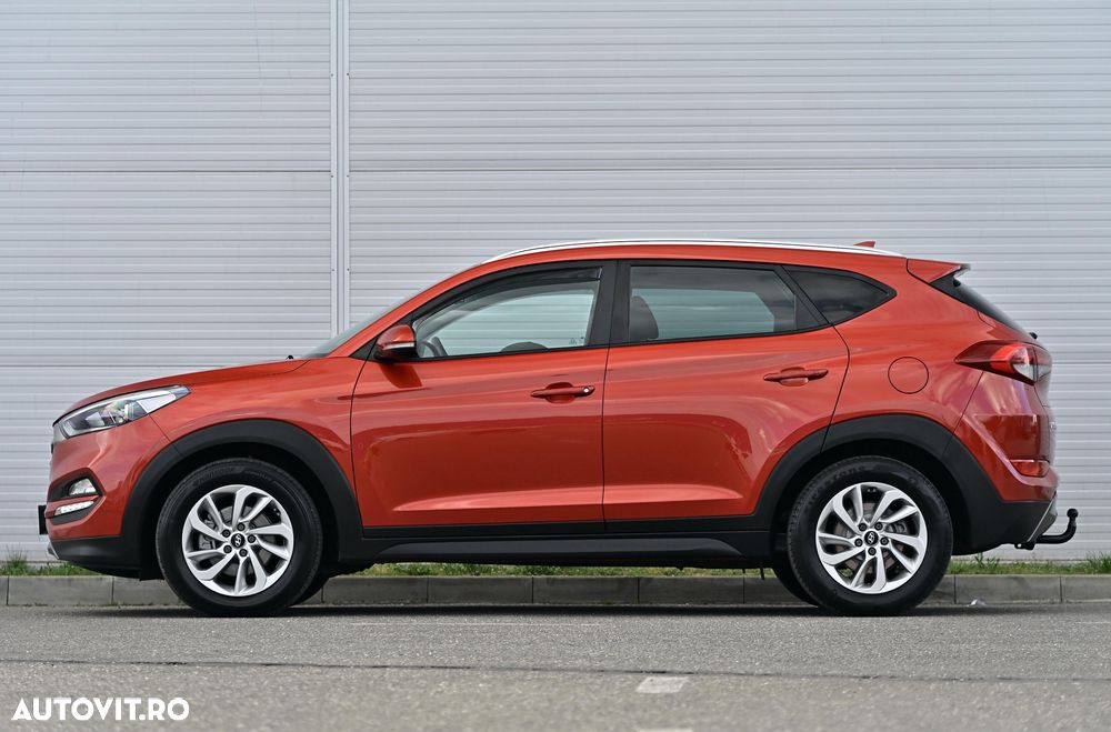 Hyundai Tucson 2.0 CRDI 4WD Automatik Style - 12